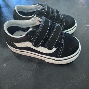 Toddler Size 7 Vans shoes